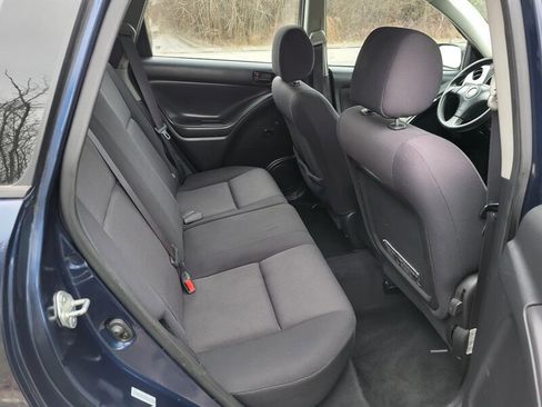 Used 2004 Pontiac Vibe w/ Moon And Tunes Value Package image 13