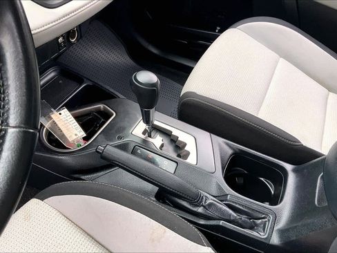 Used 2018 Toyota RAV4 XLE image 17