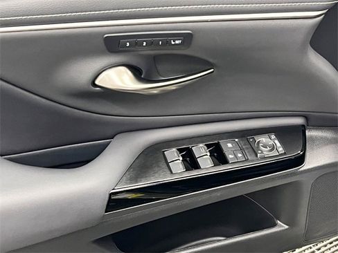 Certified 2024 Lexus ES 350 w/ Premium Package image 11