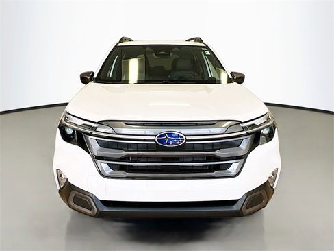 New 2025 Subaru Forester Limited image 2