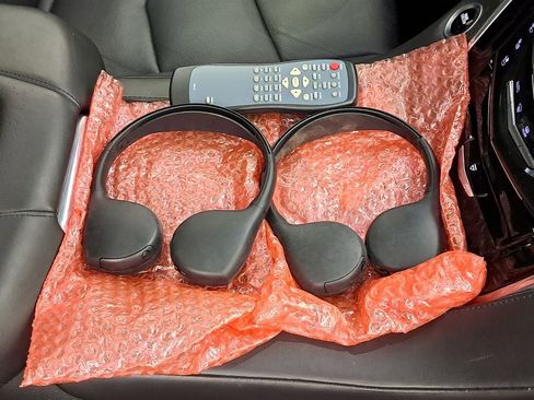 Used 2019 Cadillac Escalade Platinum image 39