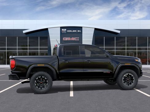 New 2026 GMC Canyon AT4 image 5