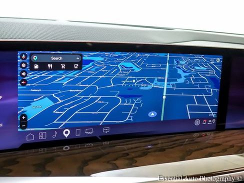 Certified 2025 Cadillac Escalade Sport Platinum AWD/4WD image 17