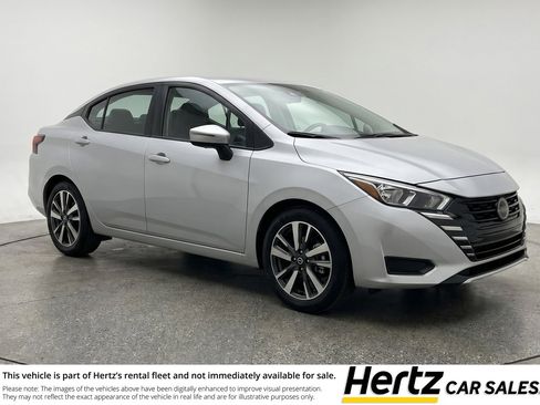 Used 2025 Nissan Versa SV FWD image 1