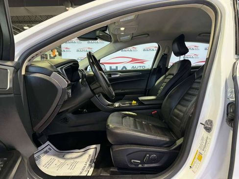 Used 2018 Ford Fusion SE w/ Equipment Group 602A image 30