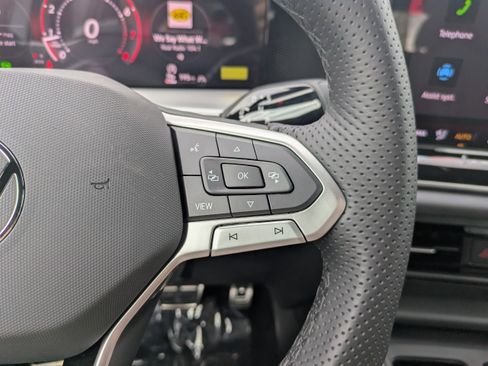 New 2026 Volkswagen Tiguan SE R-Line AWD/4WD image 27