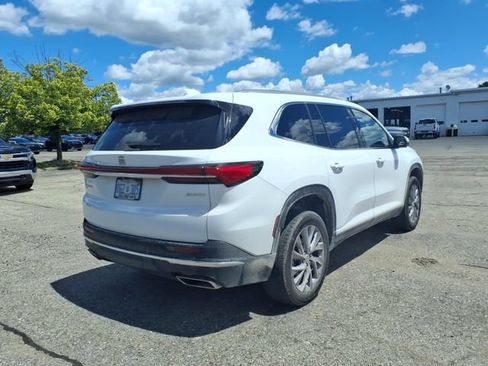 Certified 2026 Buick Enclave Preferred AWD/4WD image 7