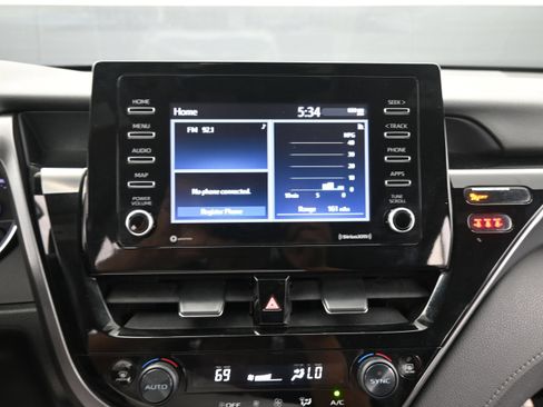 Used 2023 Toyota Camry LE FWD image 22