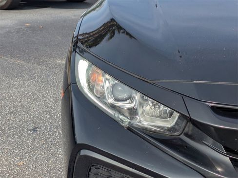 Used 2019 Honda Civic Sport image 10