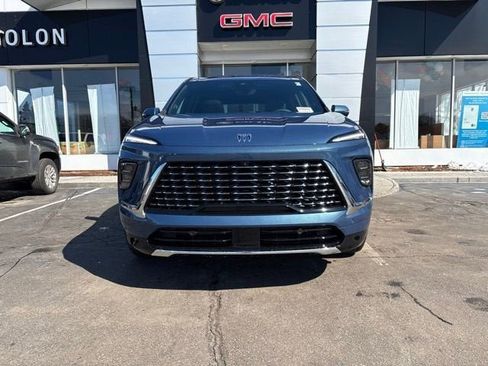 New 2026 Buick Enclave Avenir w/ Super Cruise Package AWD/4WD image 4