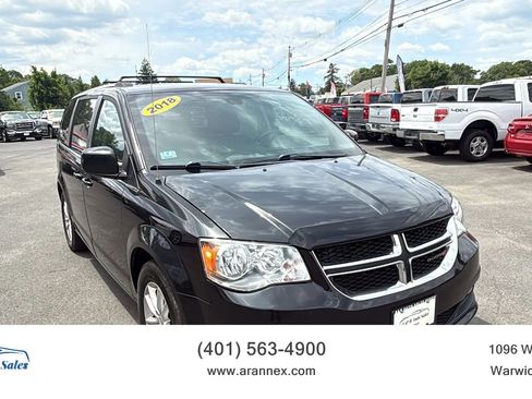 Used 2018 Dodge Grand Caravan SXT FWD image 1