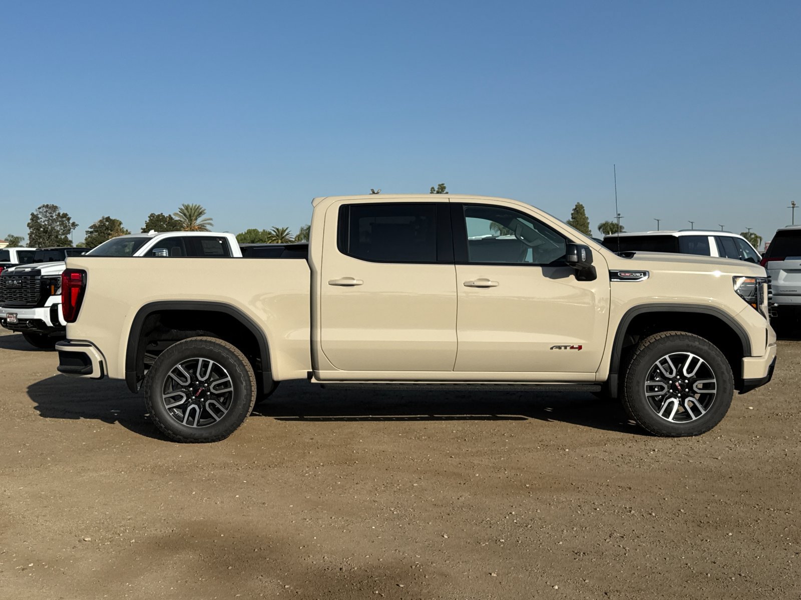 New 2026 GMC Sierra 1500 AT4 w/ AT4 Premium Package AWD/4WD image 3