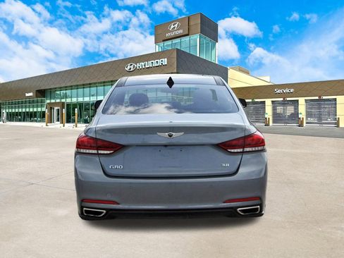 Used 2017 Genesis G80 3.8 w/ Option Group 02 image 7