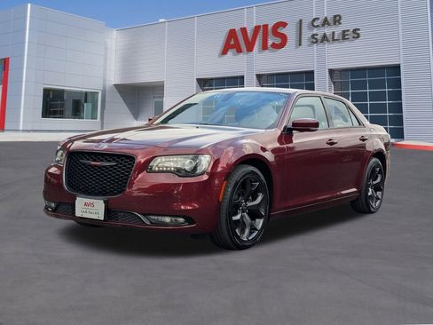 Used 2023 Chrysler 300 S image 1