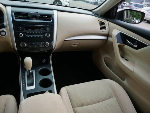 Used 2015 Nissan Altima 2.5 S FWD image 14