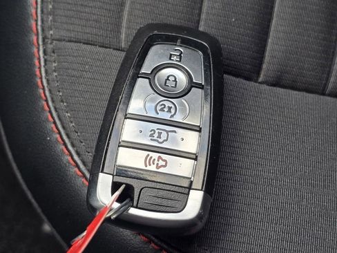 Used 2025 Ford Explorer ST-Line w/ ST-Line Street Pack image 34