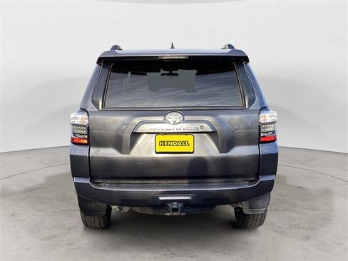 Used 2019 Toyota 4Runner SR5 Premium image 4