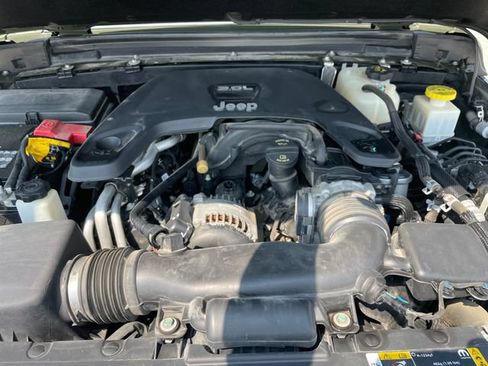 Used 2021 Jeep Gladiator Sport AWD/4WD image 47