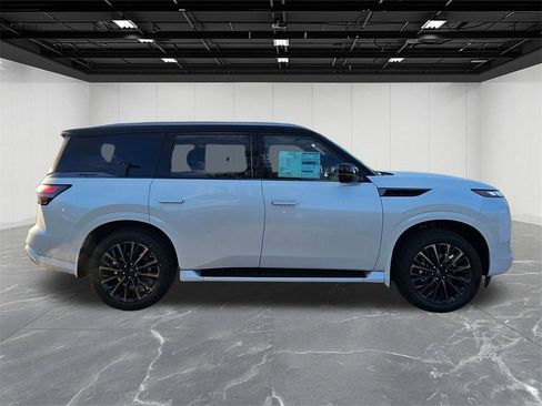 New 2026 INFINITI QX80 Autograph w/ Premium Cargo Package image 6