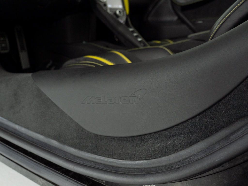 Used 2020 McLaren 720S Performance RWD image 41