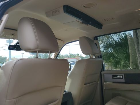 Used 2010 Ford Expedition Eddie Bauer image 14