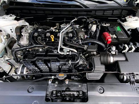 Used 2024 Nissan Altima 2.5 S FWD image 28