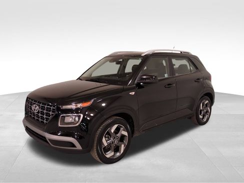 Used 2024 Hyundai Venue SEL image 9