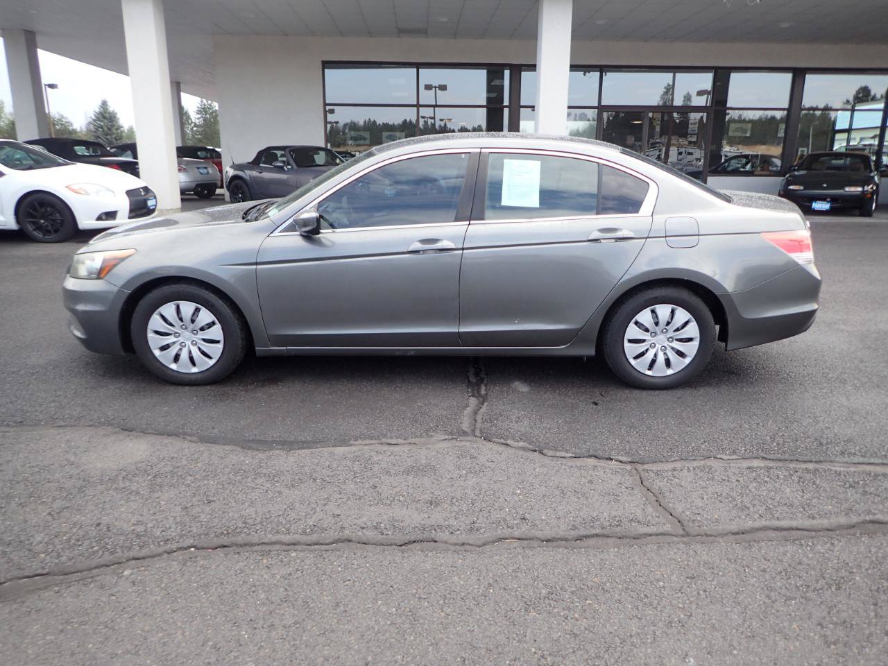 Used 2011 Honda Accord LX image 2