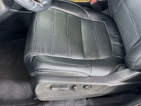 Used 2020 Honda CR-V Touring image 19