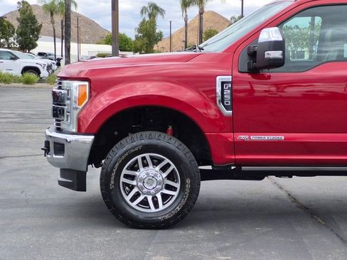 Used 2017 Ford F250 Lariat w/ Lariat Ultimate Package AWD/4WD image 26
