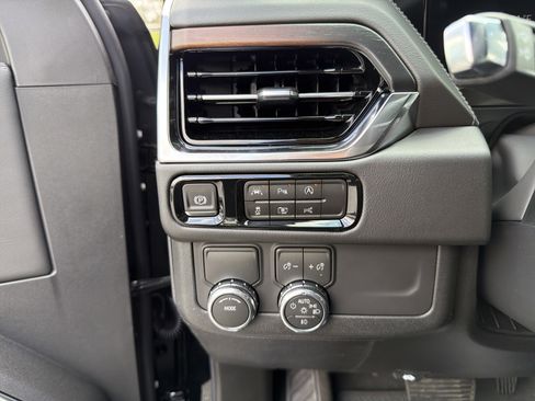 New 2026 GMC Yukon XL Denali w/ Sun & Power Step Package RWD image 37
