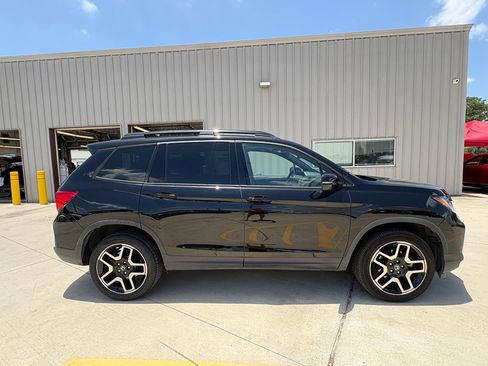 Certified 2023 Honda Passport Elite image 9