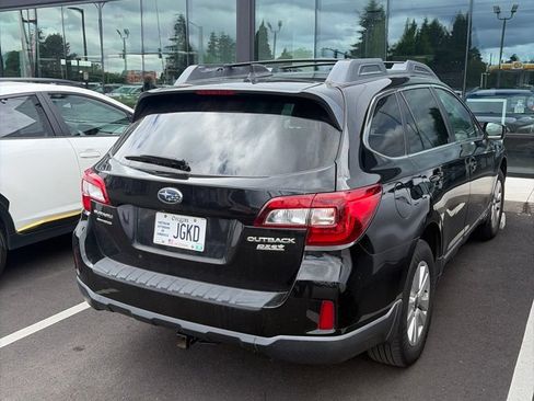 Used 2016 Subaru Outback 2.5i Premium w/ Popular Package #1 AWD/4WD image 3