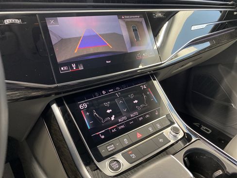 Used 2022 Audi Q7 Premium Plus w/ Premium Plus Package image 17