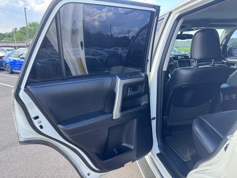 Used 2014 Toyota 4Runner Limited AWD/4WD image 11