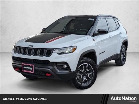 New 2025 Jeep Compass Trailhawk w/ Trailhawk Convenience Group image 1