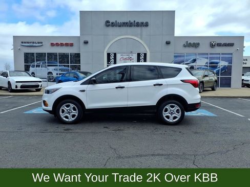 Used 2019 Ford Escape S FWD image 1