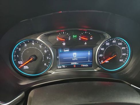 Used 2024 Chevrolet Equinox LT w/ LPO, Floor Liner Package image 19