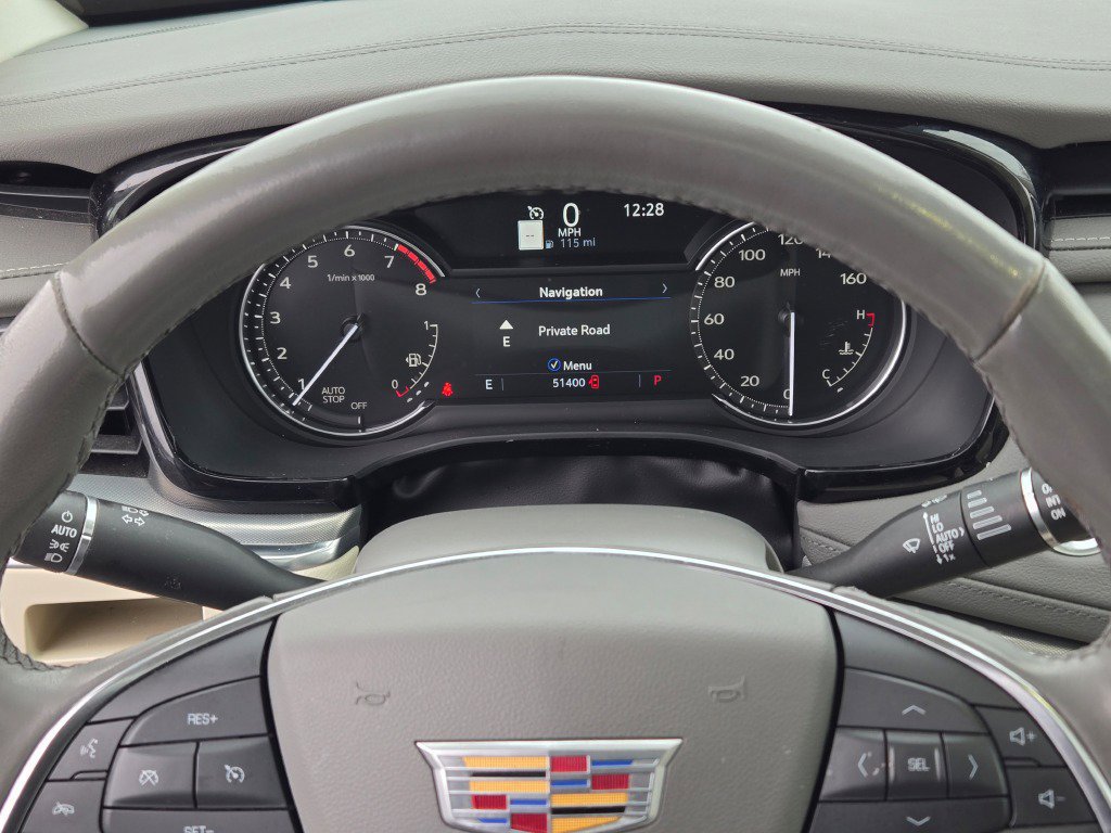 Used 2023 Cadillac XT5 Premium Luxury FWD image 32