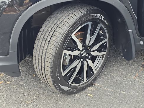 Certified 2022 Honda Pilot Touring image 34