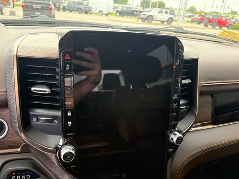 Used 2026 RAM 1500 Limited AWD/4WD image 16