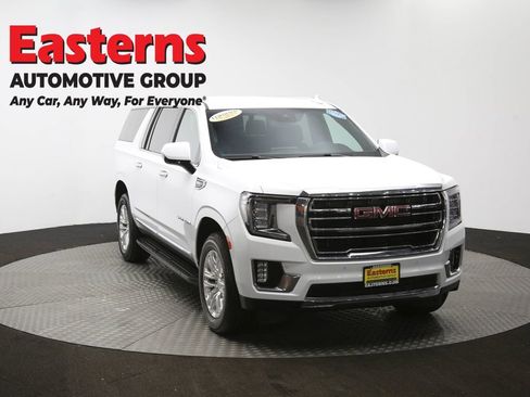 Used 2024 GMC Yukon XL SLT image 55