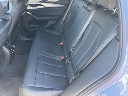 Used 2025 BMW X4 xDrive30i image 21
