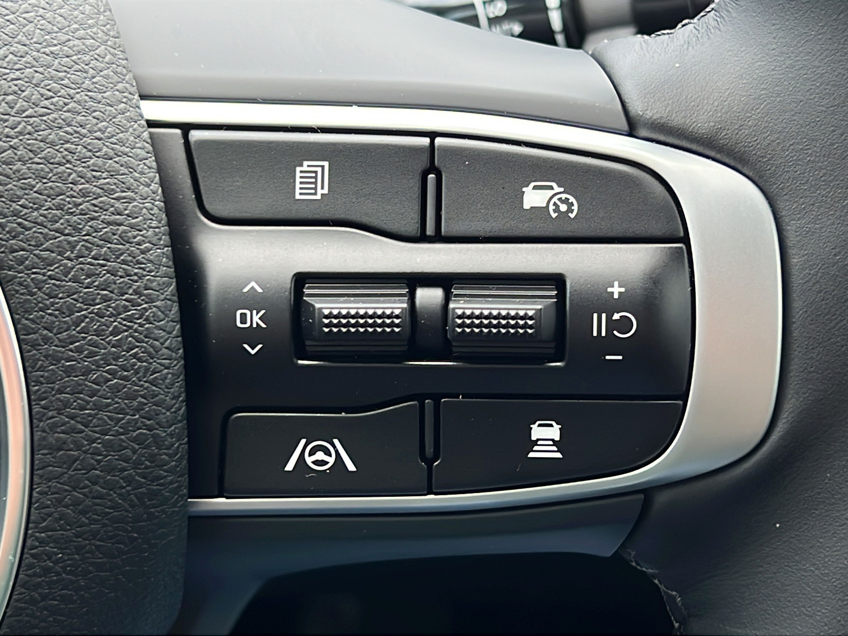 New 2026 Kia K5 GT-Line FWD image 18
