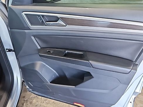 Used 2019 Volkswagen Atlas SE image 11