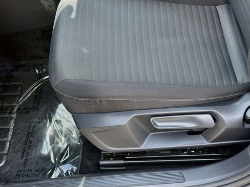 Certified 2024 Volkswagen Jetta S FWD image 17