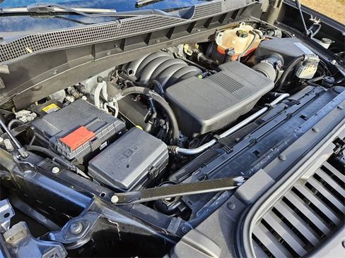 Used 2021 Chevrolet Silverado 1500 RST image 18