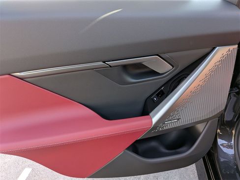 New 2026 BMW 530i xDrive image 17