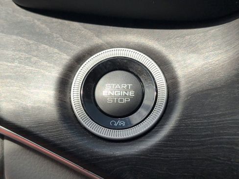 Used 2022 Jeep Grand Cherokee L Overland w/ Luxury Tech Group IV image 22