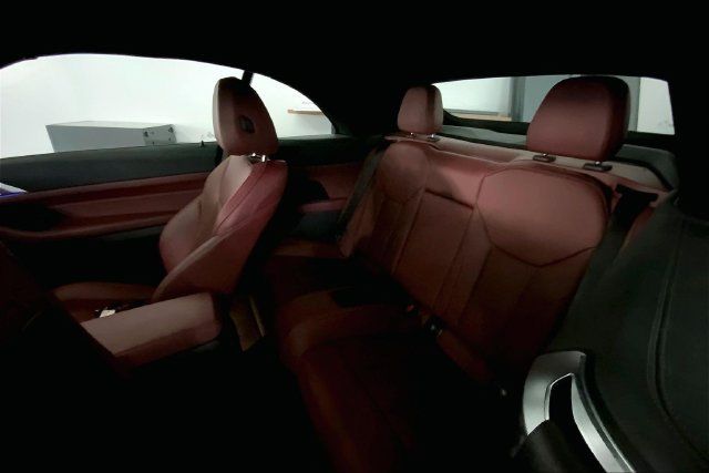 Used 2023 BMW 430i Convertible w/ M Sport Package RWD image 12